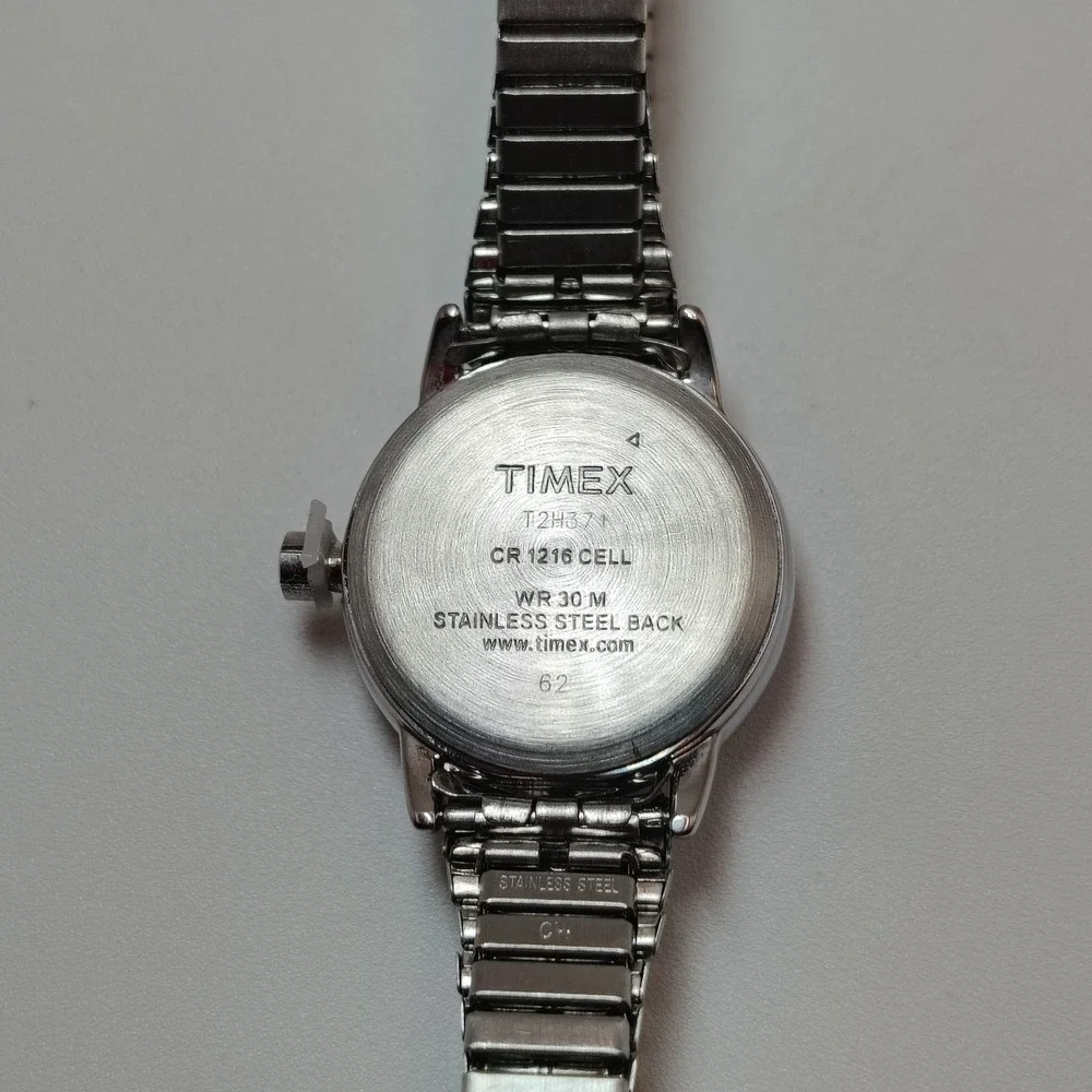 Vintage 2004 Timex Indiglo Date 27mm Women's‎ Quartz Watch Fully Restored